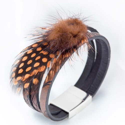 Bracelet FOXY Brown Silver Manchette souple Multirangs Hivernal Argenté et Chocolat Simili-Cuir Plumes et Fourrure synthétique