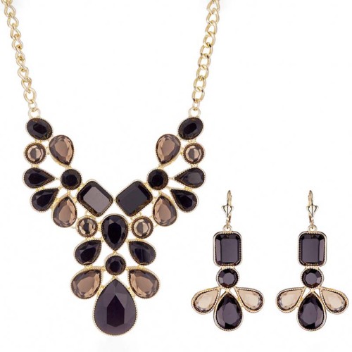 Parure SEVILLO Black Gold Plastron pavé et boucles d'oreilles pendantes Cocktail Doré et Noir Laiton doré à l'or fin Cristal